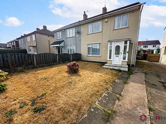 3 Bedroom Semi-detached House For Sale In Hazel Road, Doncaster, DN12
