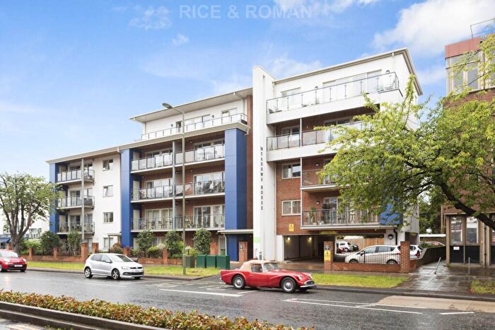 1 Bedroom Retirement Property For Sale In Meadows House, Walton On Thames, KT12