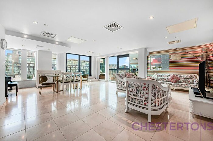 3 Bedroom Flat To Rent In Millharbour, Millwall, E14