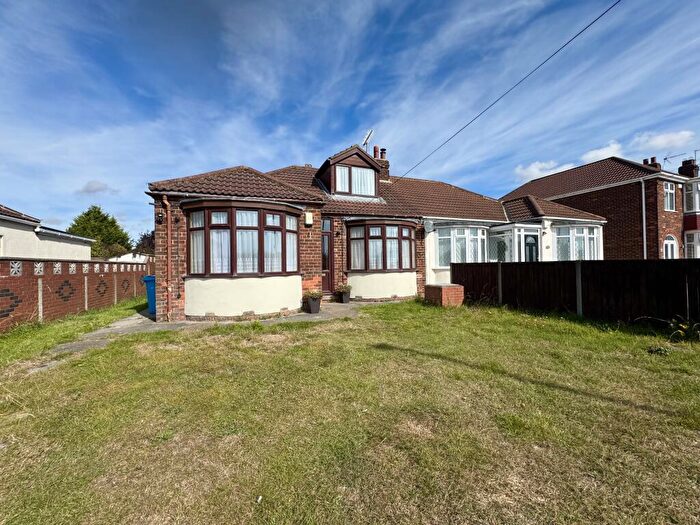 3 Bedroom Bungalow To Rent In Main Road, Bilton, Hull, HU11