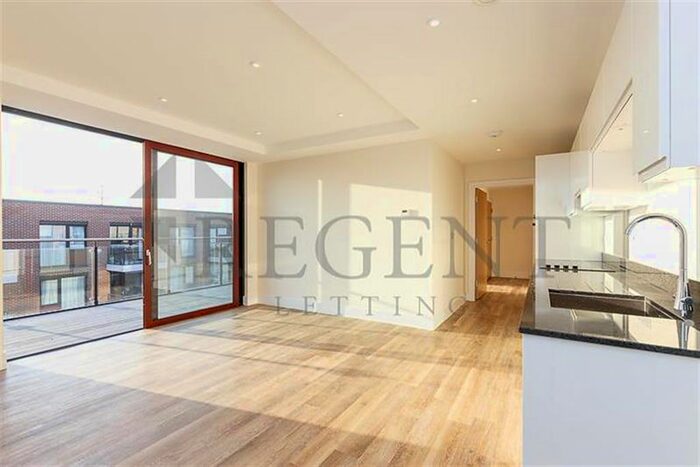 1 Bedroom Flat To Rent In George View House, Knaresborough Drive, SW18