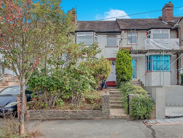 3 Bedroom Terraced House For Sale In Rosewood Avenue, Greenford, UB6