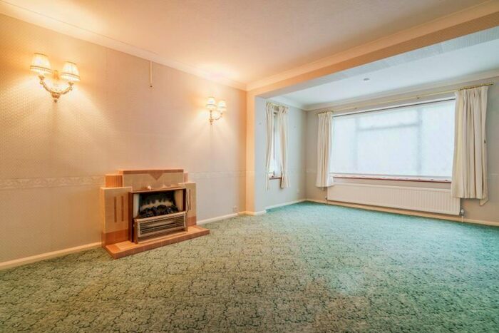 2 Bedroom Detached Bungalow For Sale In Ibstone, High Wycombe, HP14