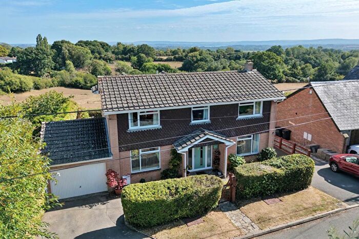 4 Bedroom Detached House For Sale In Middle Road, Lytchett Matravers, Poole, BH16