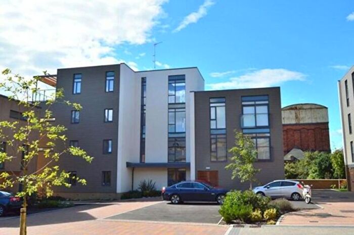 1 Bedroom Flat To Rent In Firepool View, Taunton, TA1