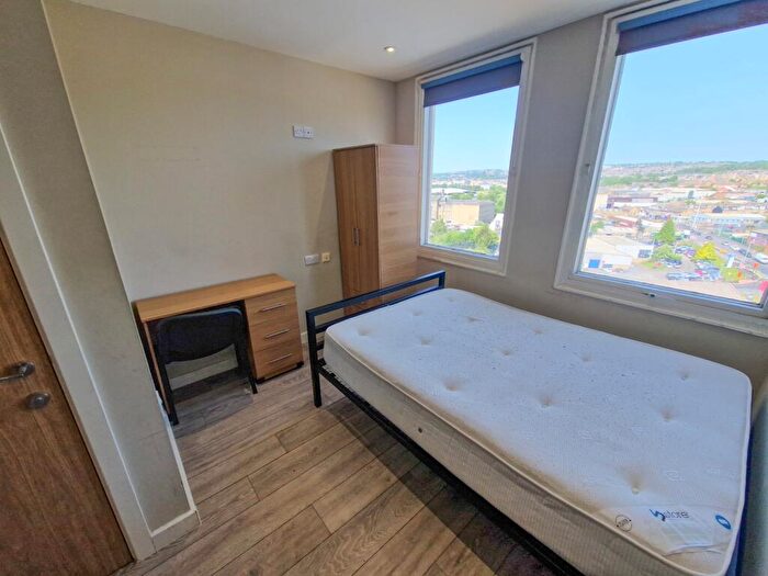 Studio To Rent In Campbell House, Sunbridge Road, Bradford, West Yorkshire, BD1