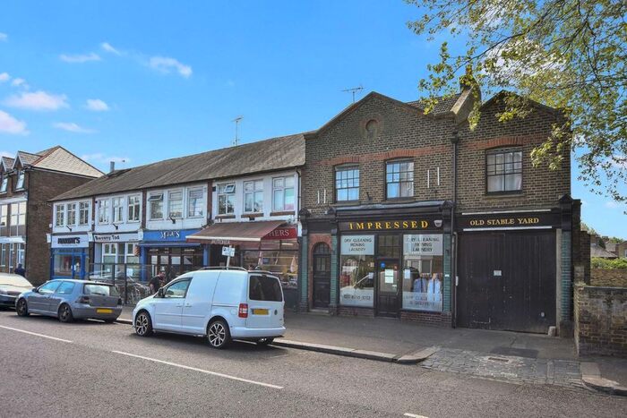 2 Bedroom Flat To Rent In Station Road, Hampton, TW12