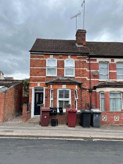 1 Bedroom Apartment To Rent In Elm Park Road, Reading, Berkshire, RG30