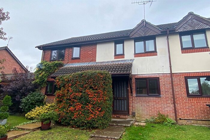 2 Bedroom Terraced House To Rent In Balmoral Way, Petersfield, Hampshire, GU32