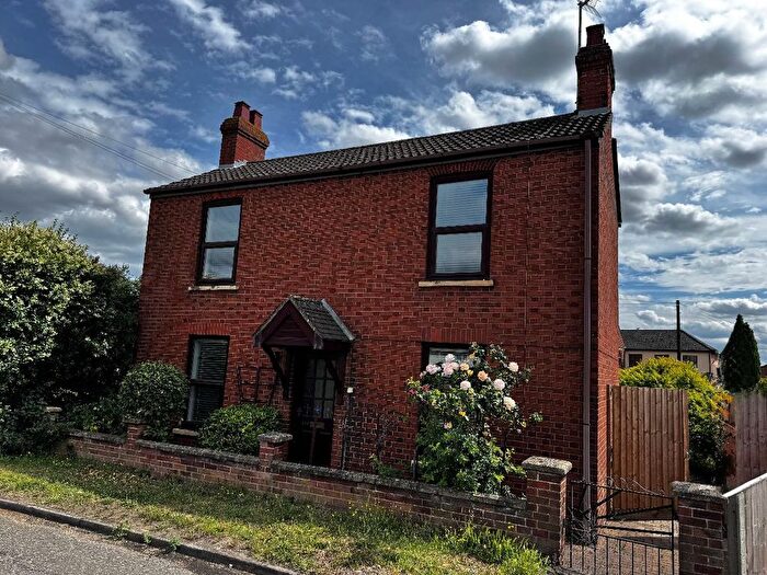 2 Bedroom Detached House To Rent In Ramnoth Road, Wisbech, PE13