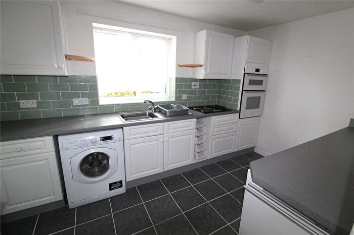 1 Bedroom Flat For Sale In East Street, Rochford, Essex, SS4