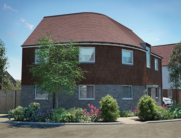 3 Bedroom Detached House For Sale In The Pinecrest, The Meadows, TN22