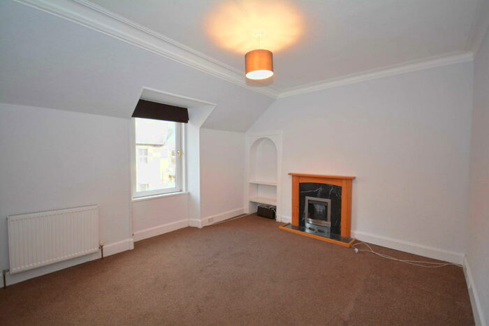 2 Bedroom Flat To Rent In Reay Street, Inverness, Inverness-Shire, IV2