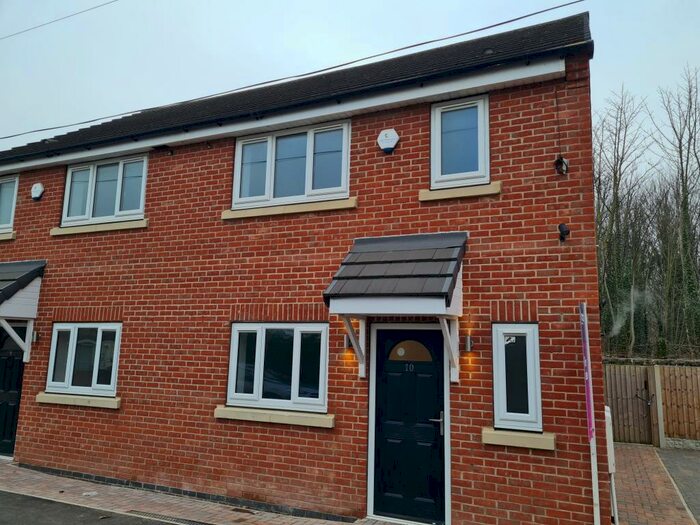 3 Bedroom House To Rent In Thompson Terrace, Askern, Doncaster, DN6