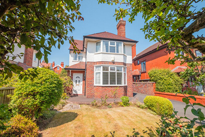 3 Bedroom Detached House For Sale In Mayfield Road, Lytham St Annes, FY8