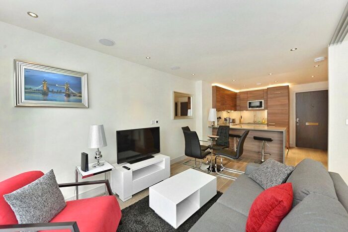 1 Bedroom Flat For Sale In Doulton House, Chelsea Creek, SW6