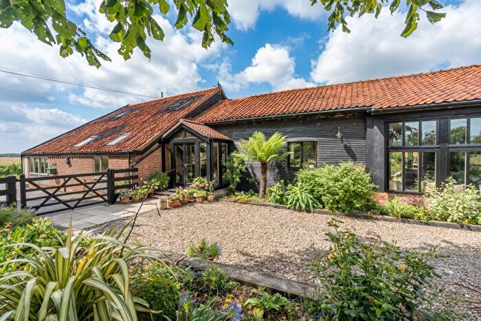 4 Bedroom Barn Conversion For Sale In Pound Lane, Toft Monks, Beccles, NR34