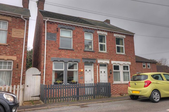 2 Bedroom Semi-Detached House For Sale In Station Road, Tydd Gote, PE13