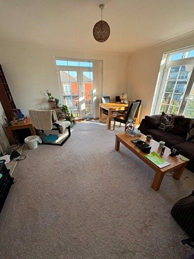 2 Bedroom Flat To Rent In Lady Aylesford Avenue, Stanmore, HA7