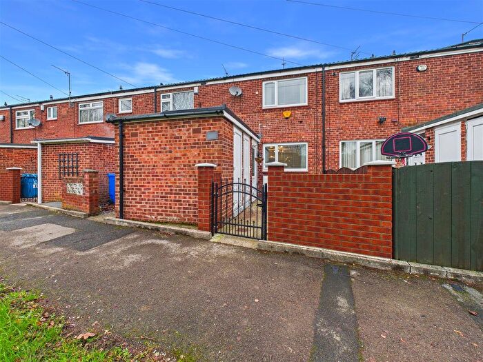 2 Bedroom Terraced House For Sale In Arcon Drive, Hull, HU4