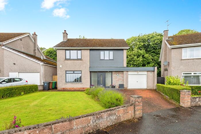 3 Bedroom Detached House For Sale In Ben Alder Place, Kirkcaldy, KY2