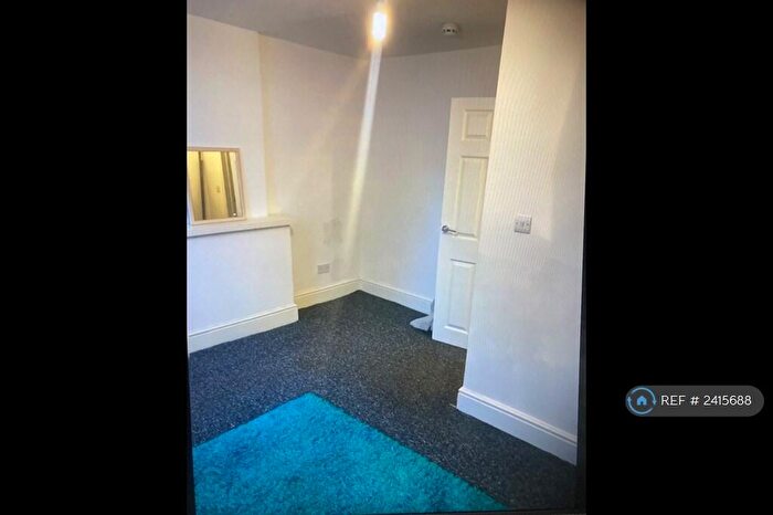 2 Bedroom Flat To Rent In Bethel Road, Bristol, BS5
