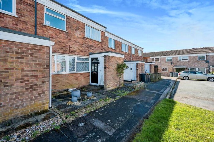 3 Bedroom Terraced House To Rent In Clapham, MK41