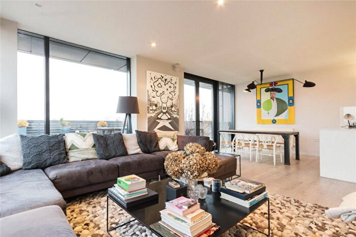 2 Bedroom Penthouse To Rent In Amelia Street, London, SE17