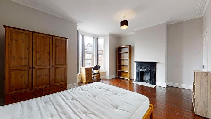 5 Bedroom House To Rent In Thompson Road Student-Shared Property, Long Line, S11