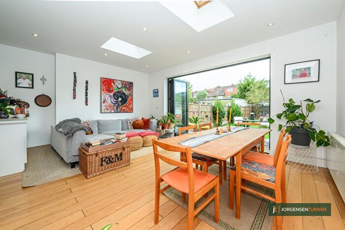 4 Bedroom Property To Rent In Herbert Gardens Kensal Rise, London, NW10