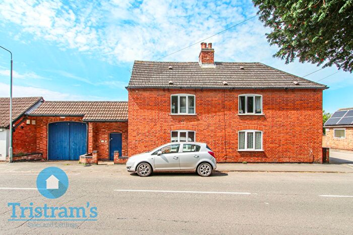 4 Bedroom Semi-Detached House For Sale In Leake Road, Gotham, Nottingham, NG11