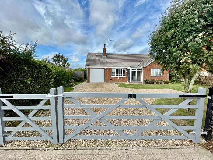 3 Bedroom Detached Bungalow For Sale In Fengate Drove, Weston Hills, PE12