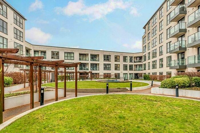 3 Bedroom Apartment To Rent In St. Williams Court, Gifford Street, London, N1