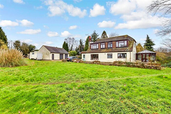 3 Bedroom Detached Bungalow For Sale In Fairbourne Lane, Harrietsham, Maidstone, Kent, ME17