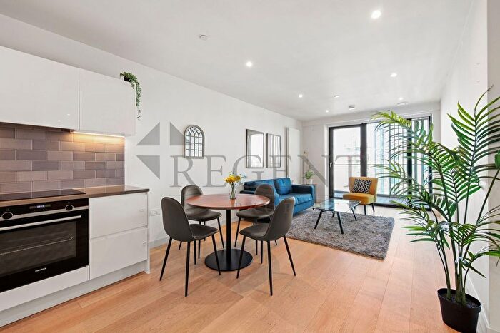 2 Bedroom Flat To Rent In Marco Polo Tower, Bonnet St, E16