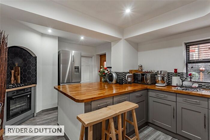 5 Bedroom Detached House For Sale In Mellalieu Street, Middleton, Manchester, M24