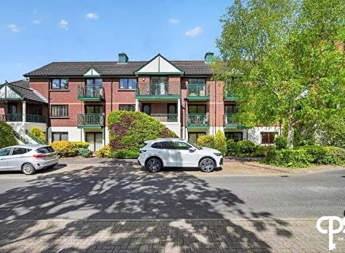 2 Bedroom Apartments For Sale In Ashleigh Manor, Belfast, BT9