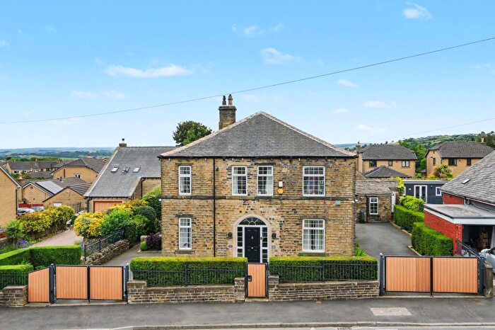 5 Bedroom Detached House For Sale In New Hey Road, Salendine Nook, HD3