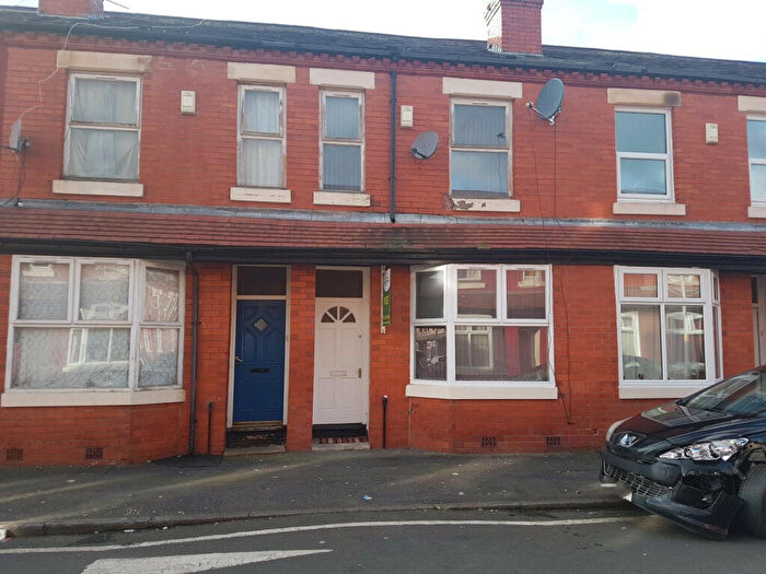 3 Bedroom Terraced House To Rent In Crondall Street, Manchester, M14