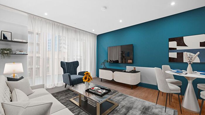 2 Bedroom Flat For Sale In Mary Neuner Road, London, N8