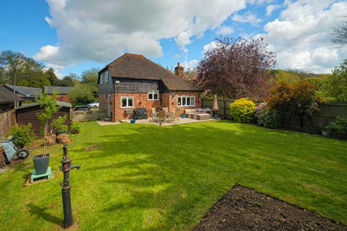 3 Bedroom Detached House For Sale In Ashford Road, Sheldwich, Faversham, ME13