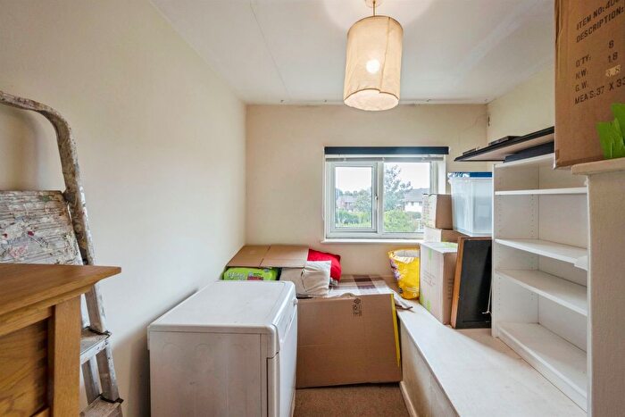 3 Bedroom Semi-Detached House For Sale In Westminster Crescent, Intake, Doncaster, DN2