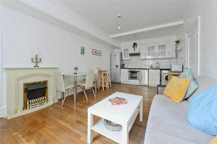 2 Bedroom Flat To Rent In St. Mary Abbots Court, Warwick Gardens, London, W14