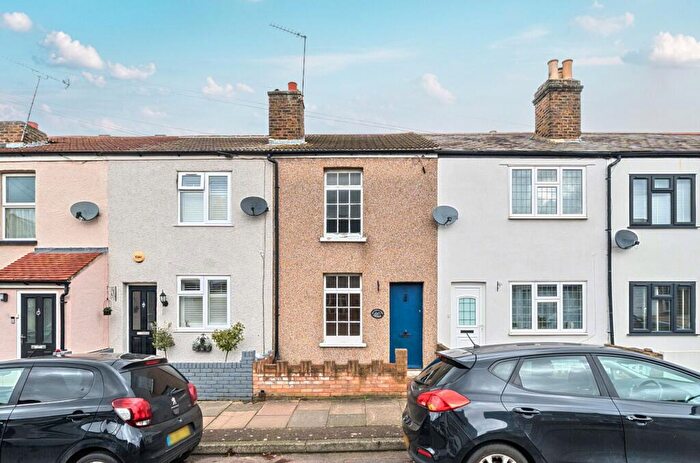 2 Bedroom Terraced House For Sale In Claremont Road, Hornchurch, RM11
