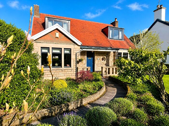 4 Bedroom Detached House For Sale In Langdale Muirs, Kinross, KY13
