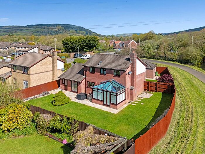 4 Bedroom Detached House For Sale In Ynysddu, Pontyclun, CF72