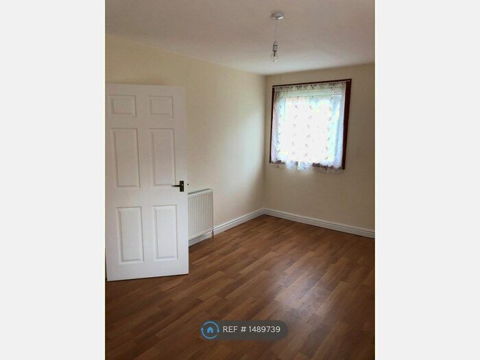 1 Bedroom Flat To Rent In Luther Place, Dundee, DD2
