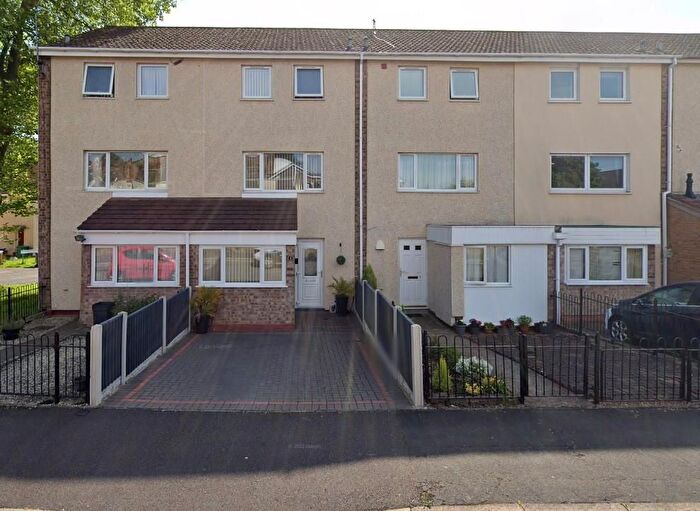 4 Bedroom Property To Rent In Courtenay Gardens, Nottingham, NG3