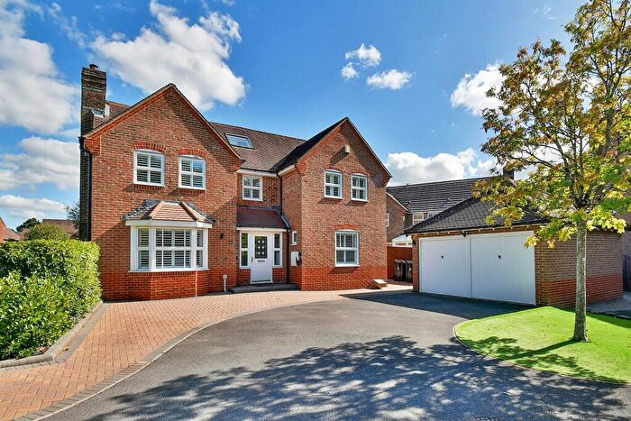 5 Bedroom Detached House For Sale In Camelias, BH22