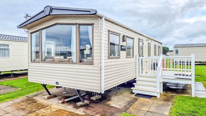 3 Bedroom Park Home For Sale In Links Road, Amble, Morpeth, NE65